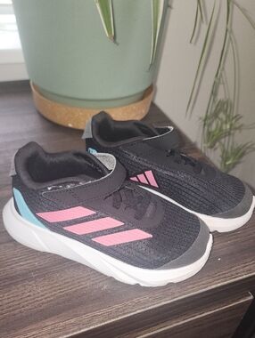 Kids Black Sneakers with Pink Stripes and Blue Heel Accent